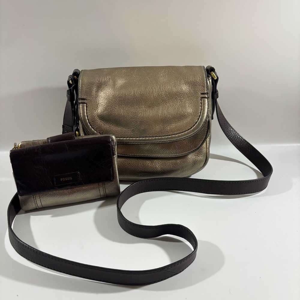 Fossil Crossbody Bag Metallic Brown Strap Gold Hardware w/ matching wallet